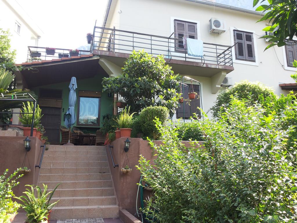 Apartments Sandra Kotor Zewnętrze zdjęcie